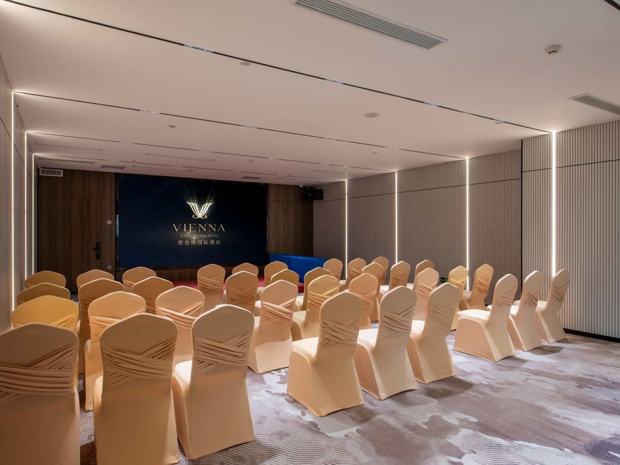 Vienna International Hotel Guangzhou Baiyun International Conference Center Extérieur photo